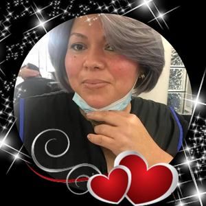 Meet your Posher, Yanira